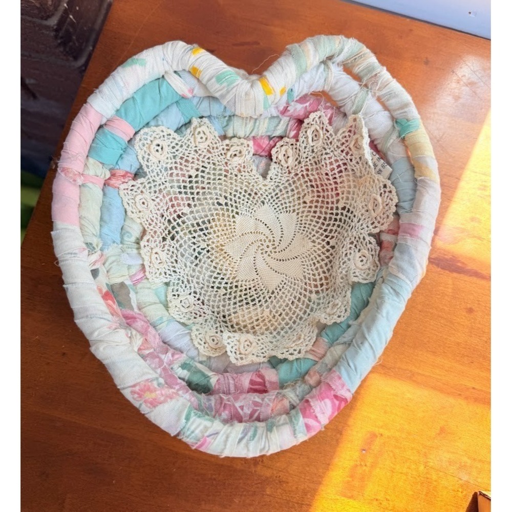VTG 1980s pastel heart shaped Rag Coiled Basket Peking Handicrafts Whimsy Decor
